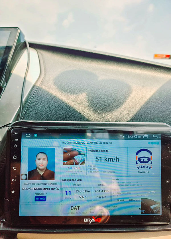 học lái xe ô tô tại tphcm