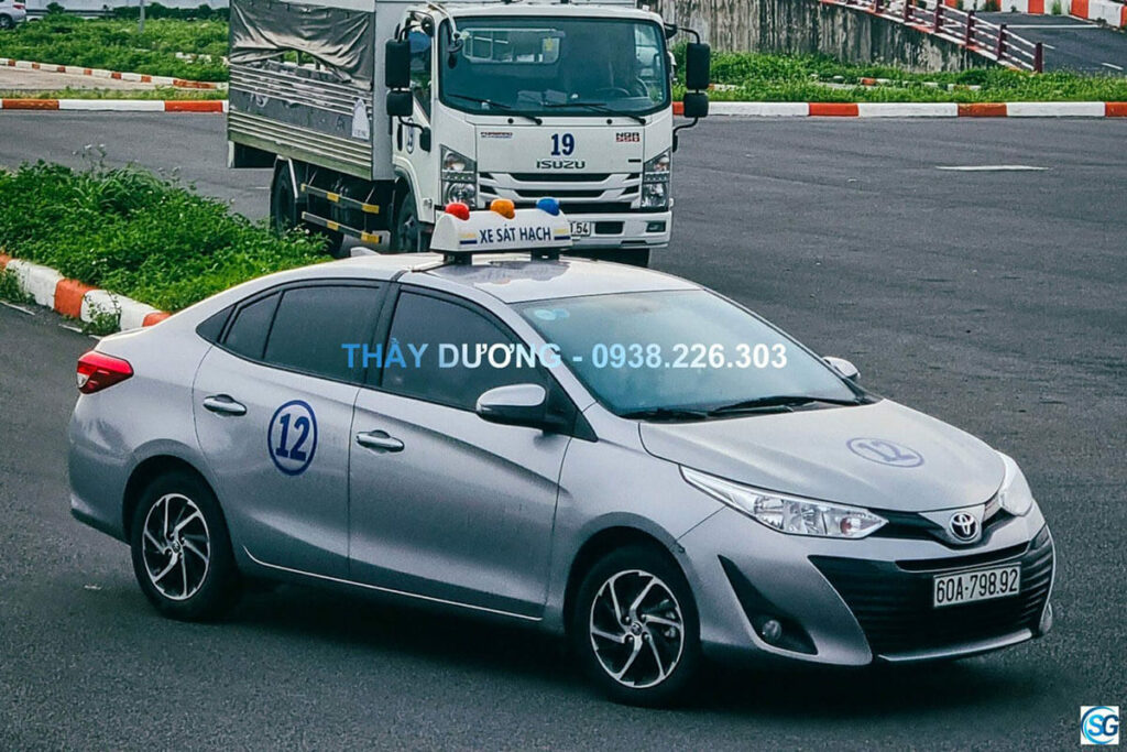 học lái xe ô tô b2 tphcm